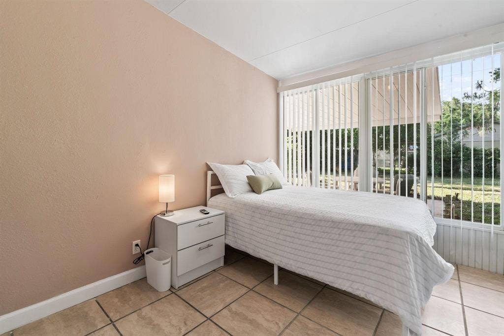 7 BR in Jacksonville