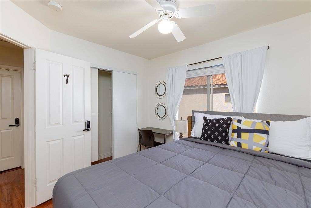 7 BR in North Las Vegas