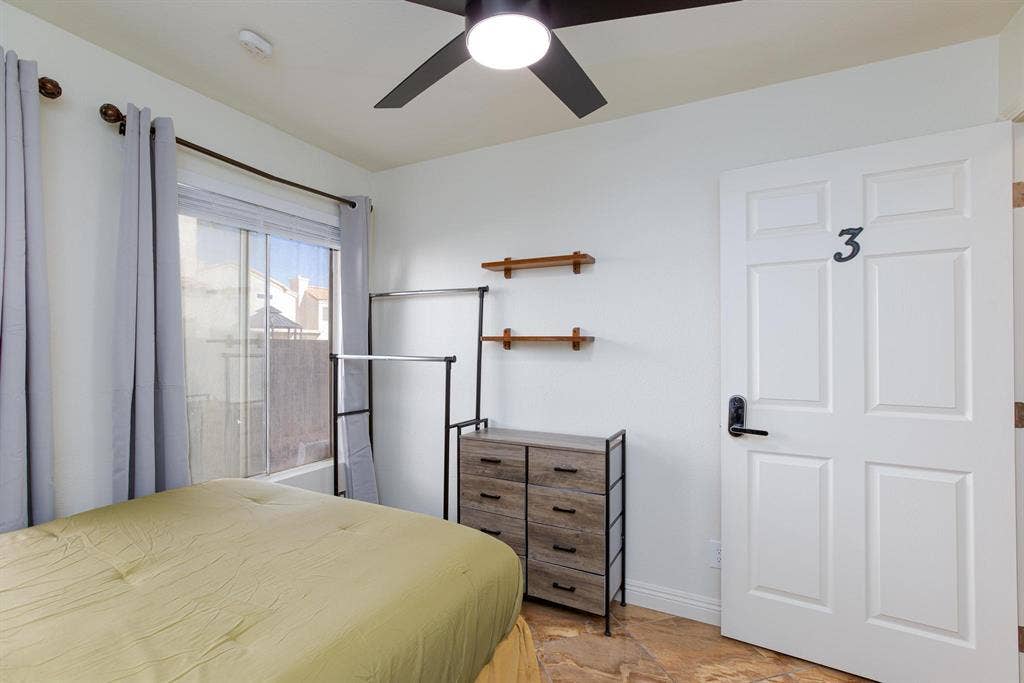 7 BR in North Las Vegas