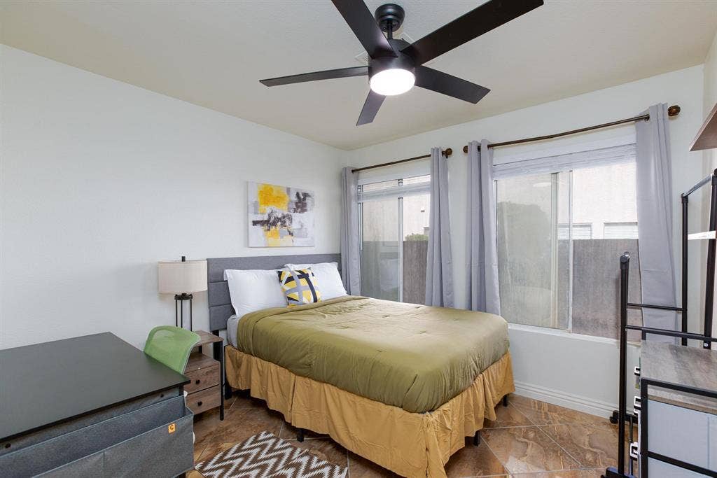 7 BR in North Las Vegas