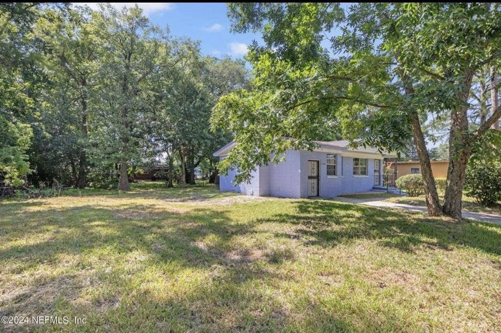 6 BR in Jacksonville