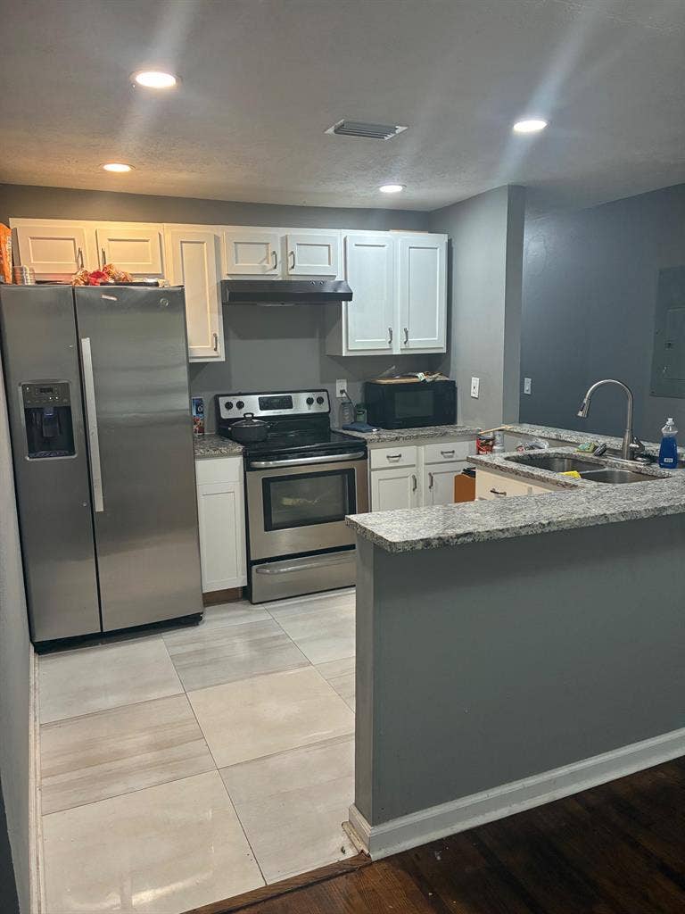 6 BR in Jacksonville