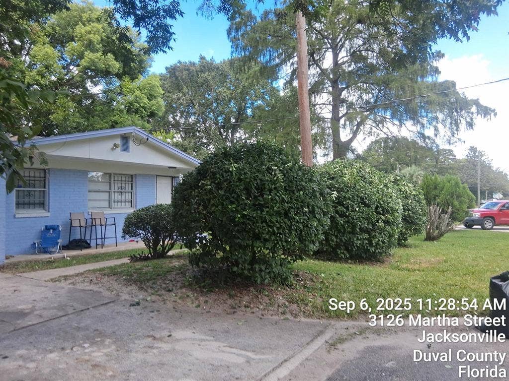 6 BR in Jacksonville
