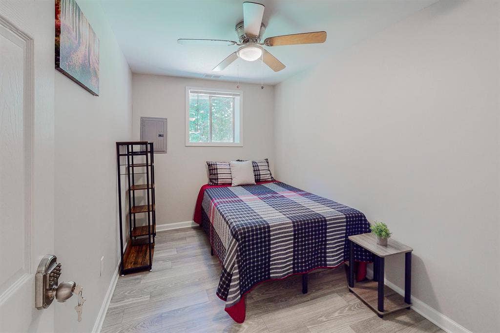 9 BR in Atlanta