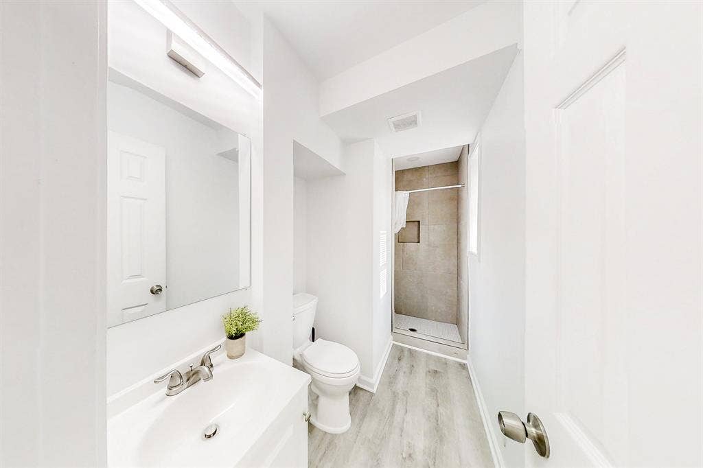 8 BR in Atlanta