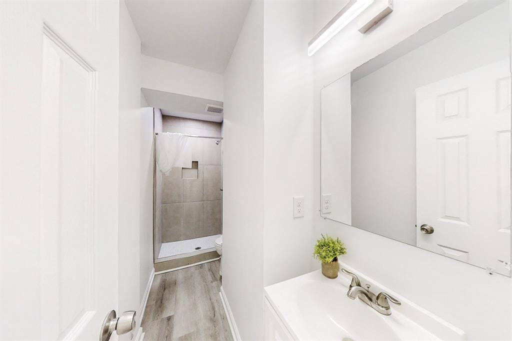 8 BR in Atlanta