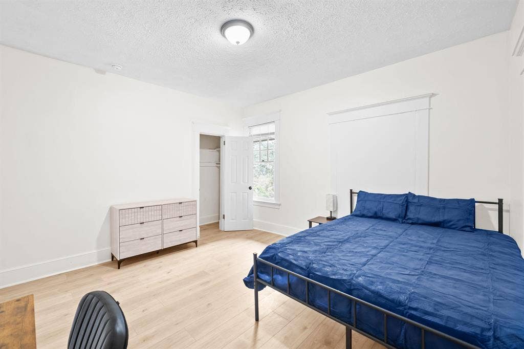 8 BR in Jacksonville