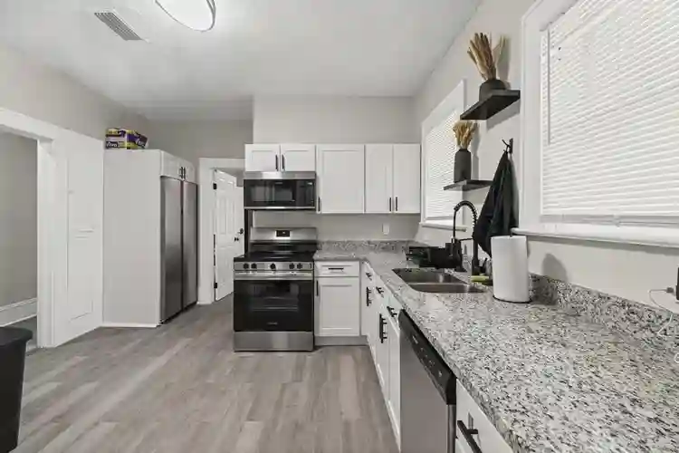 8 BR in Jacksonville