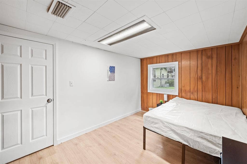 6 BR in Jacksonville