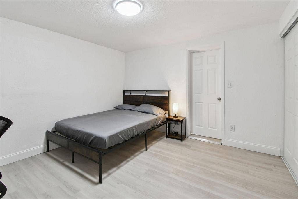 9 BR in Tampa