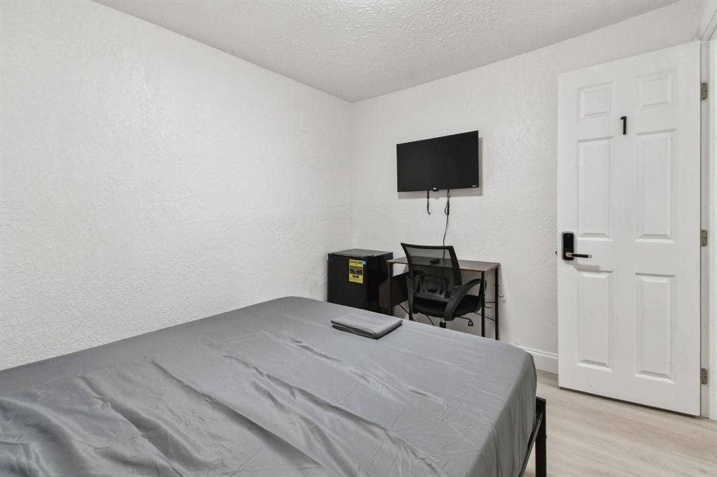 9 BR in Tampa