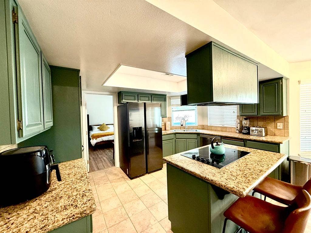 9 BR in Las Vegas