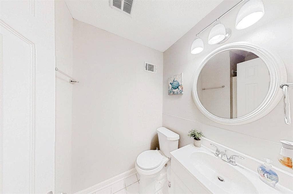 9 BR in Stone Mountain