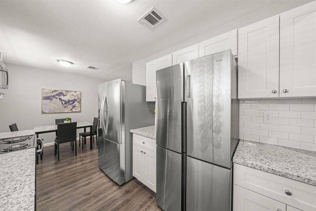 10 BR in Houston
