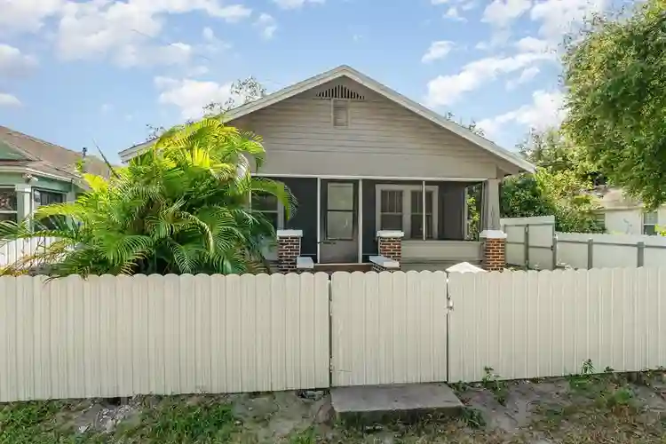 2 BR in Orlando