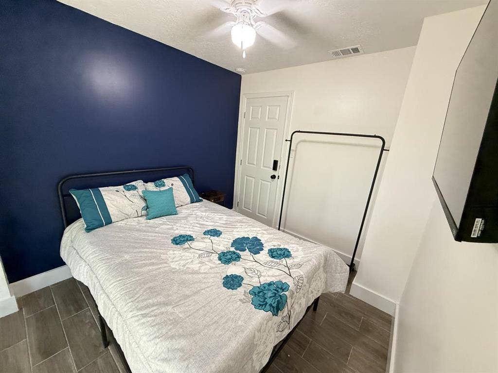 8 BR in Jacksonville