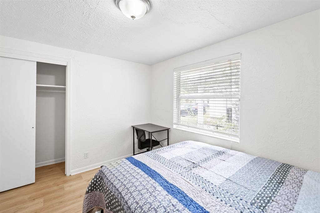 11 BR in Jacksonville