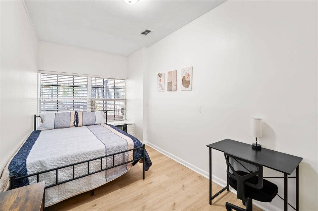 11 BR in Jacksonville