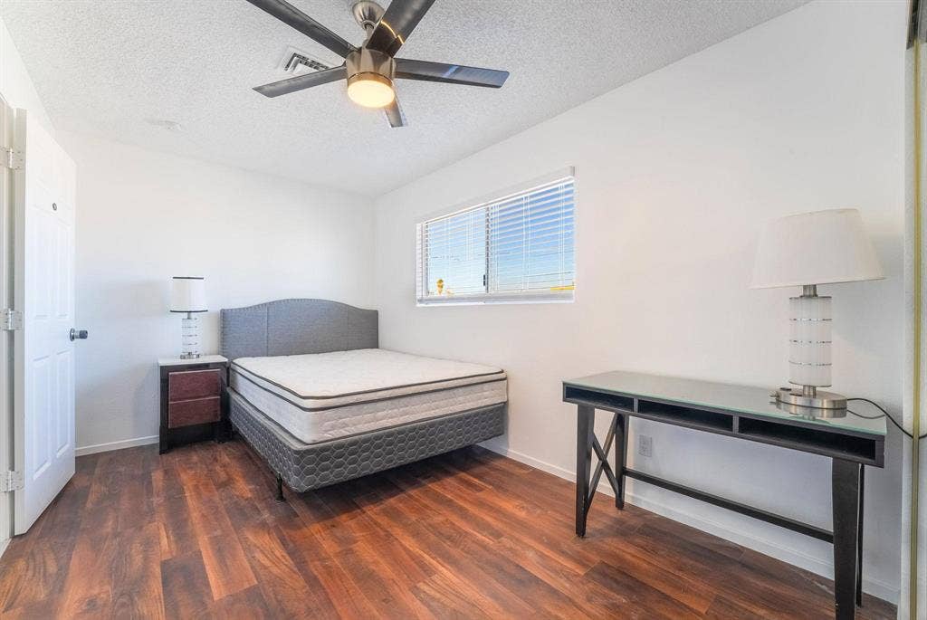 4 BR in Las Vegas