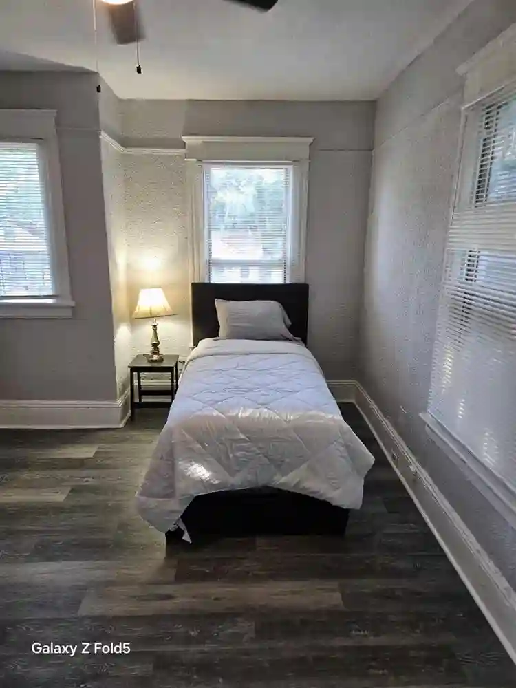 7 BR in Jacksonville