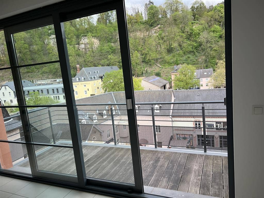 Light and central studio for rent