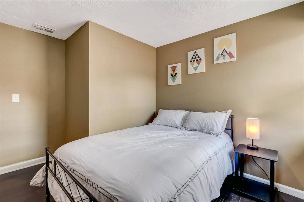 6 BR in Jacksonville