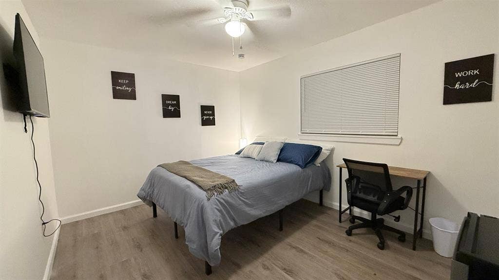 6 BR in Orlando