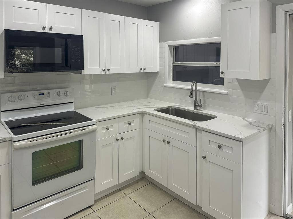 3 BR in Clearwater