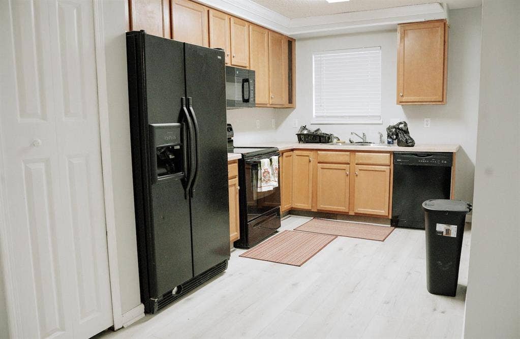 6 BR in Jacksonville