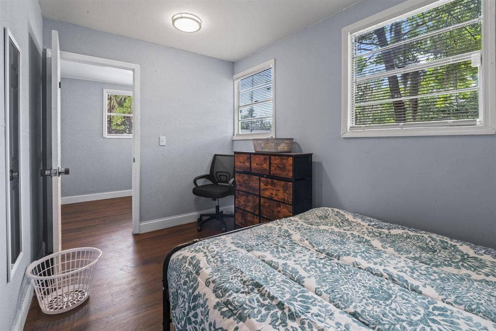 9 BR in Jacksonville