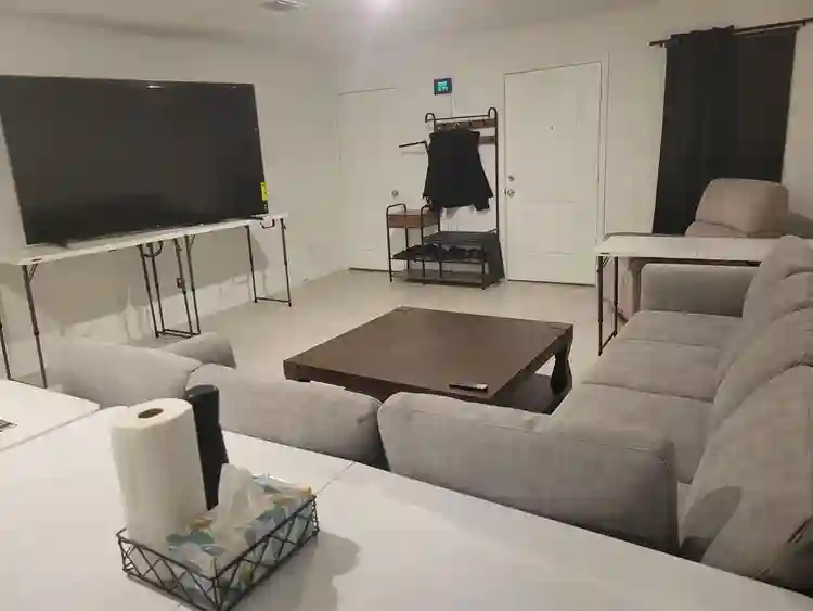 1 BR in Dallas