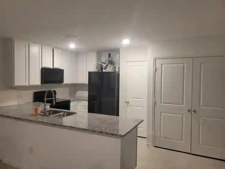 1 BR in Dallas