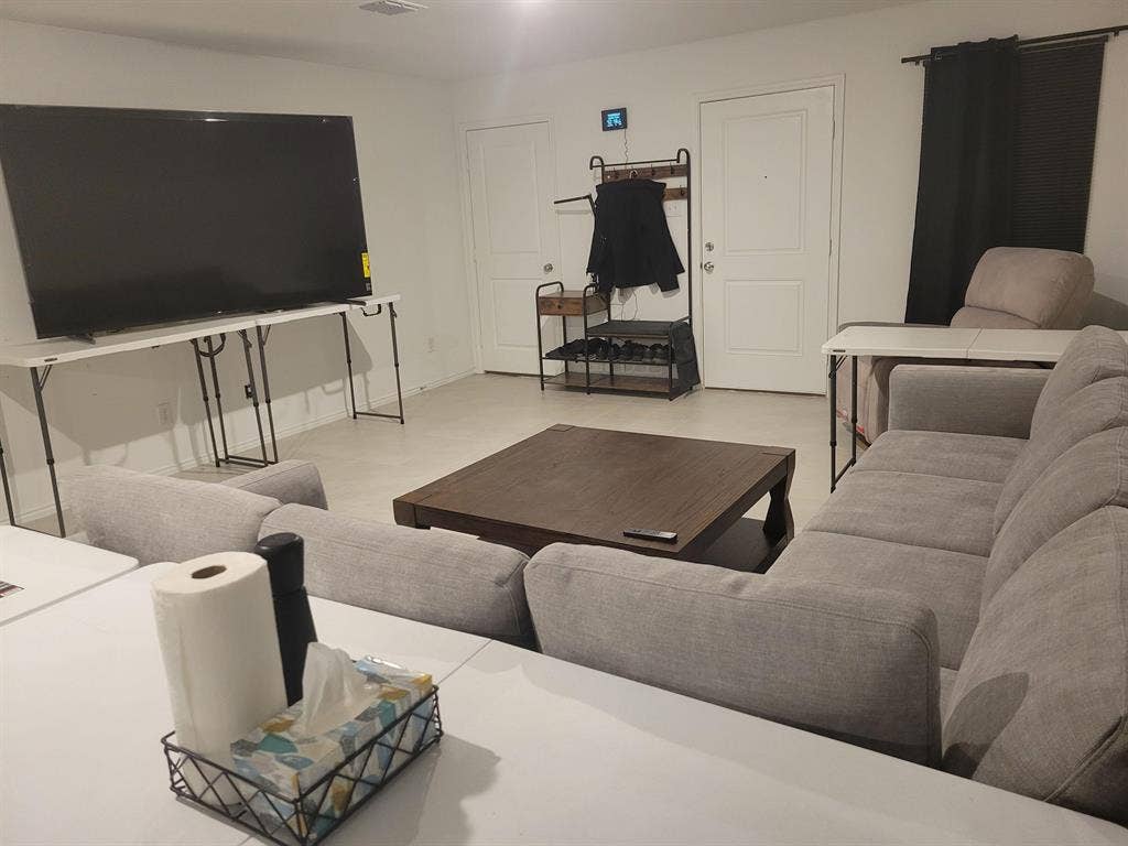 1 BR in Dallas
