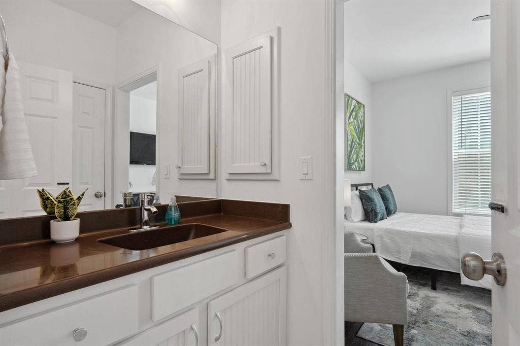 10 BR in Atlanta