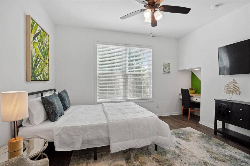10 BR in Atlanta
