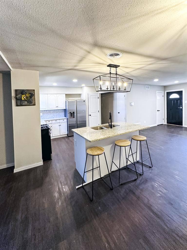 7 BR in Dallas