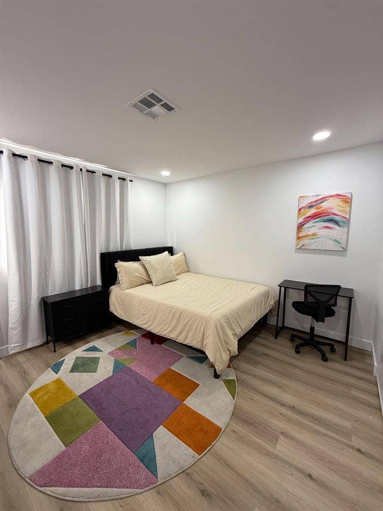 5 BR in Las Vegas