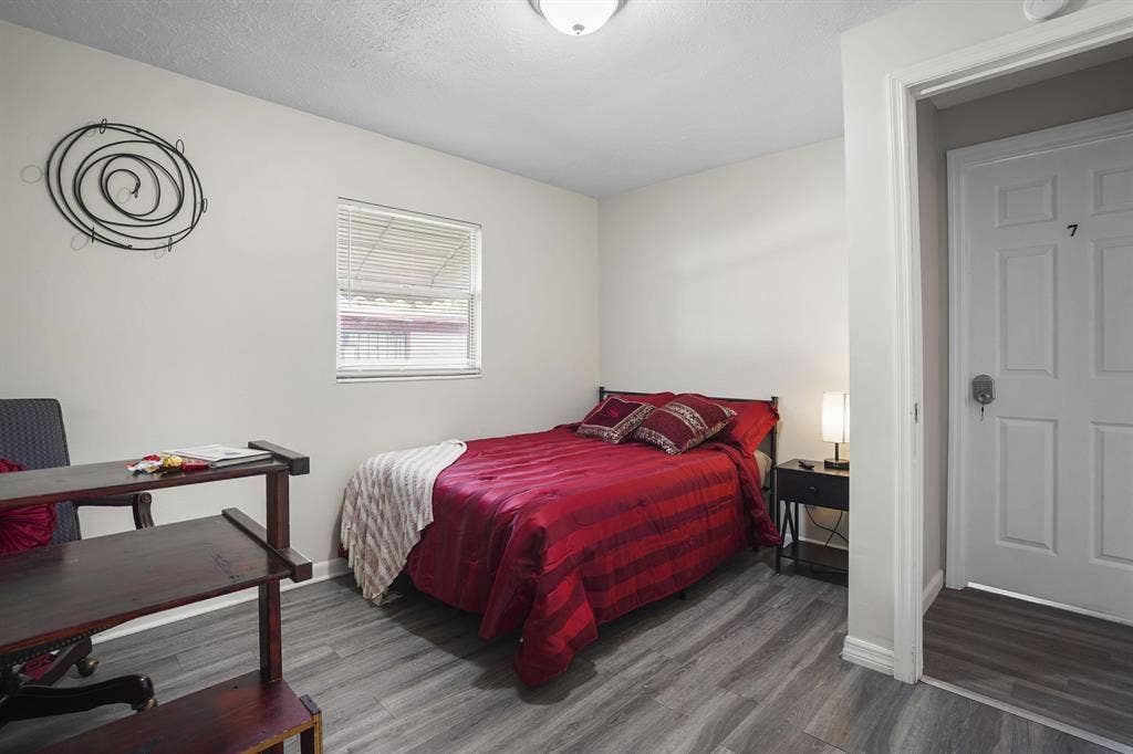 8 BR in Jacksonville
