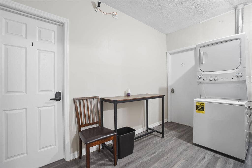 8 BR in Jacksonville