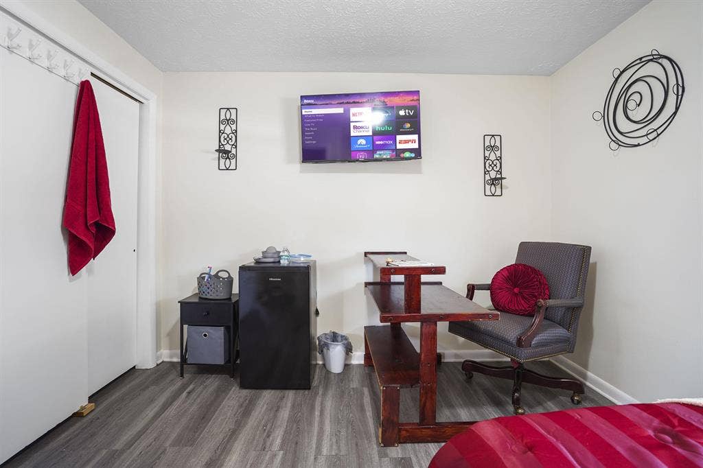 8 BR in Jacksonville
