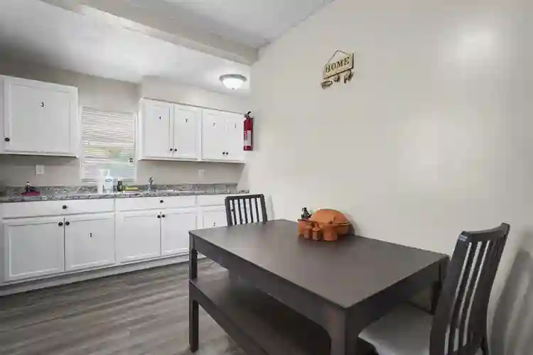 8 BR in Jacksonville