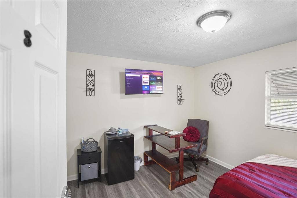 8 BR in Jacksonville