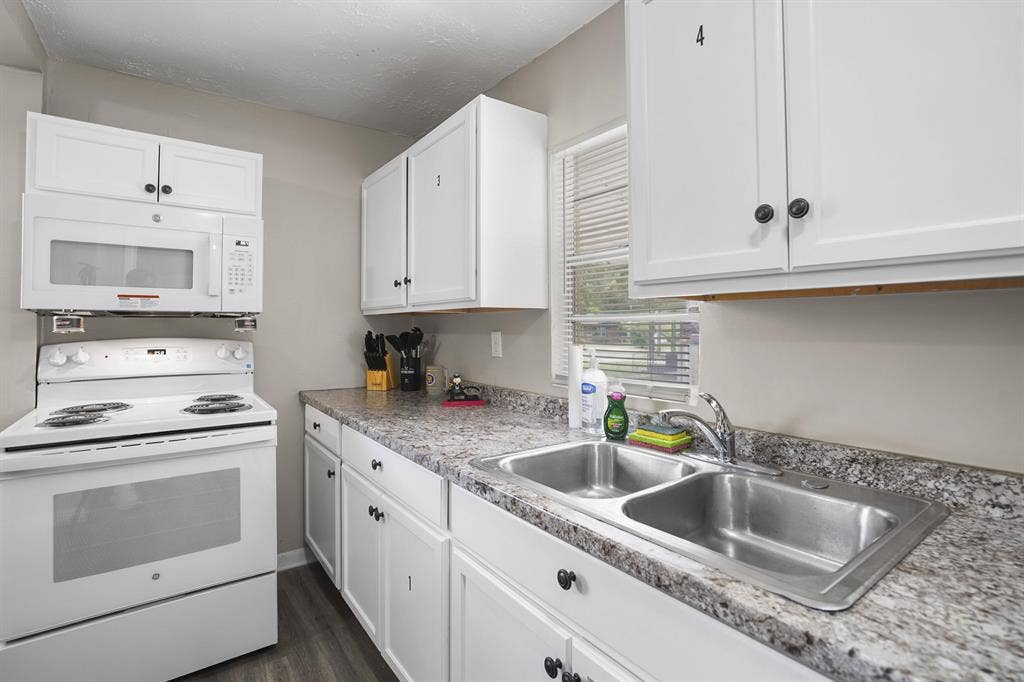 8 BR in Jacksonville