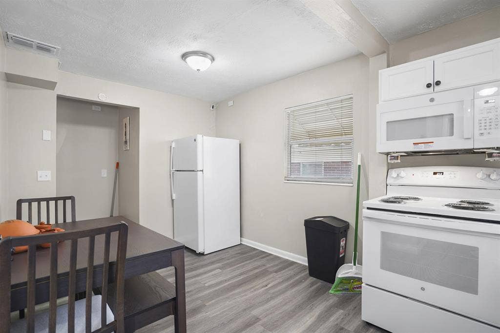 8 BR in Jacksonville