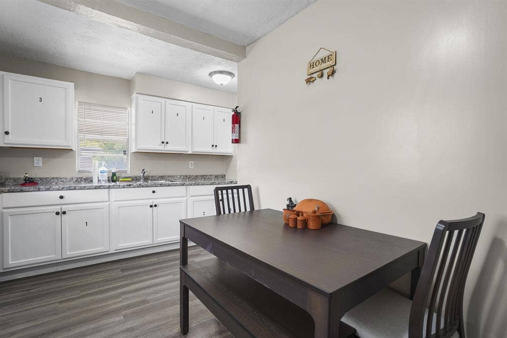 8 BR in Jacksonville