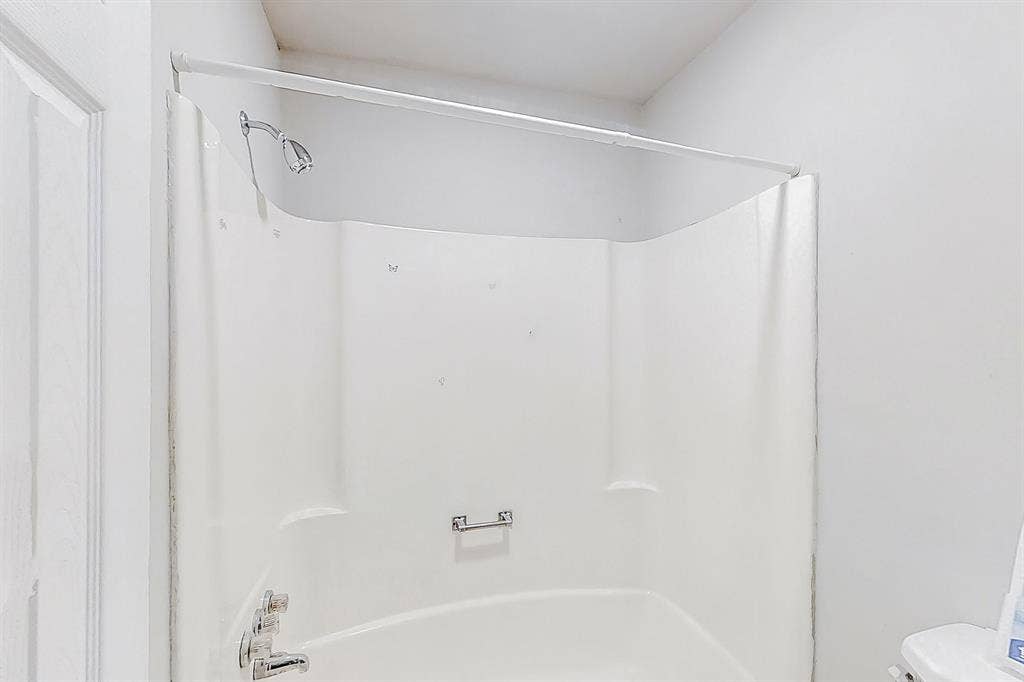 8 BR in Stone Mountain