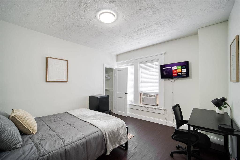 8 BR in Jacksonville