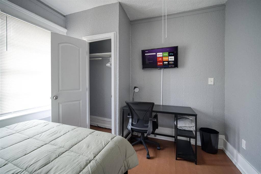8 BR in Jacksonville