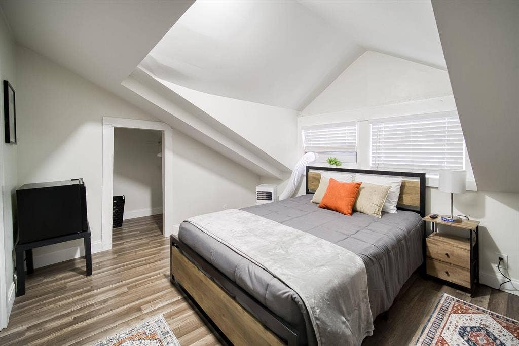 8 BR in Jacksonville