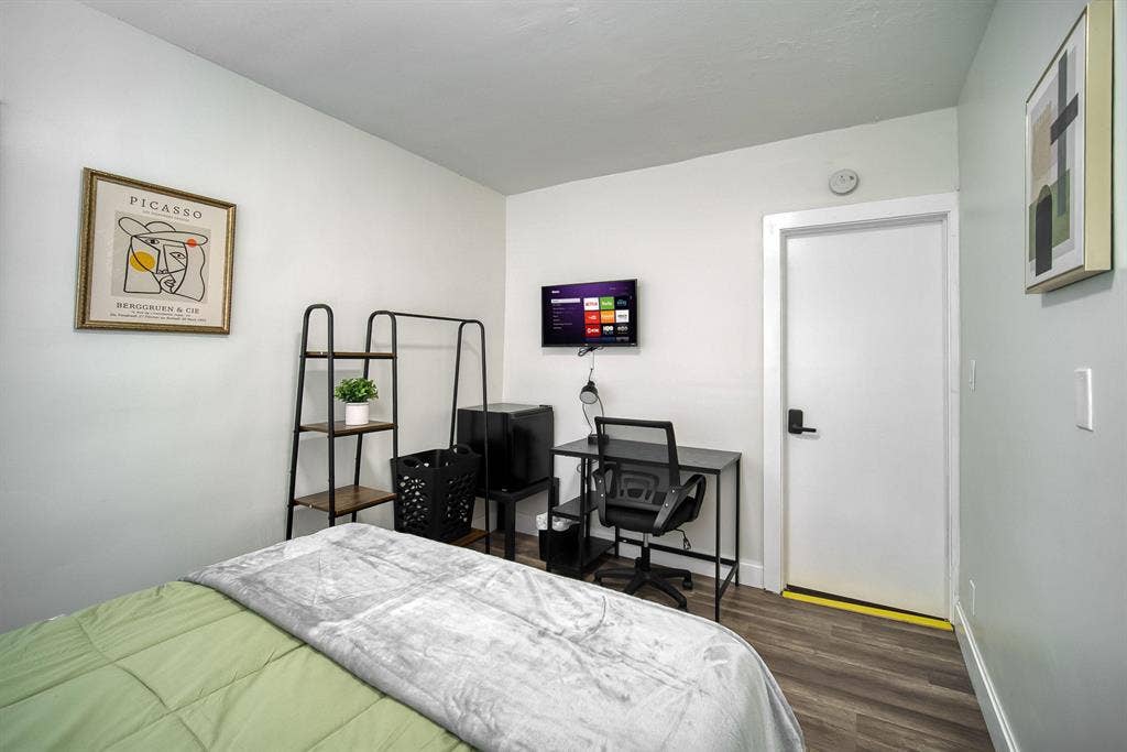 8 BR in Jacksonville